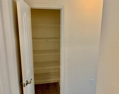8310 Delk Avenue - Photo Thumbnail 14