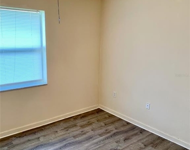 8310 Delk Avenue - Photo Thumbnail 9