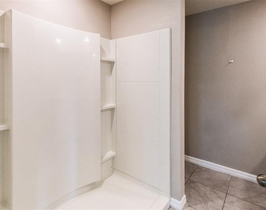 5185 Rocky Coast Place - Photo Thumbnail 18