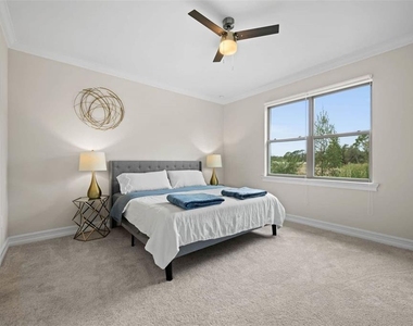 245 Teramo Way - Photo Thumbnail 8