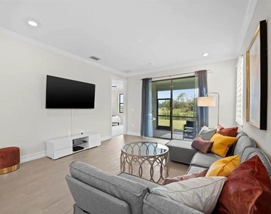 245 Teramo Way - Photo Thumbnail 6