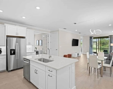 245 Teramo Way - Photo Thumbnail 3