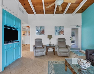 6006 Midnight Pass Road - Photo Thumbnail 8