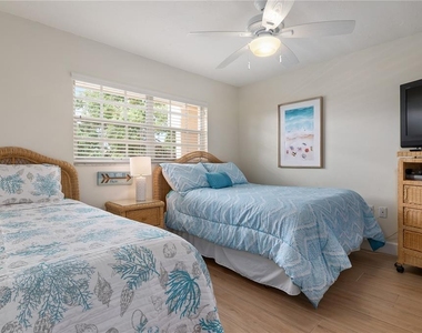 5963 Midnight Pass Road - Photo Thumbnail 17