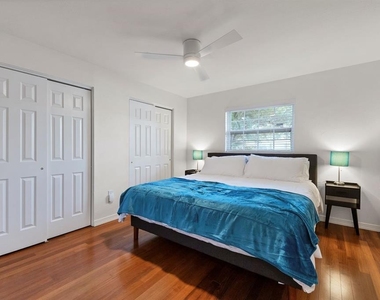 2469 Waldemere Street - Photo Thumbnail 20