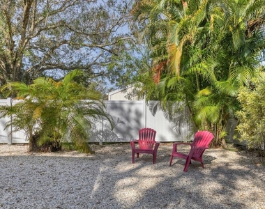 2469 Waldemere Street - Photo Thumbnail 28