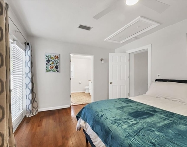 2469 Waldemere Street - Photo Thumbnail 16