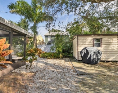 2469 Waldemere Street - Photo Thumbnail 26