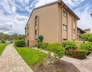 5737 Ashton Way - Photo Thumbnail 34