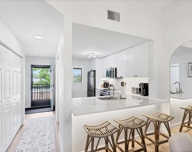 5737 Ashton Way - Photo Thumbnail 9