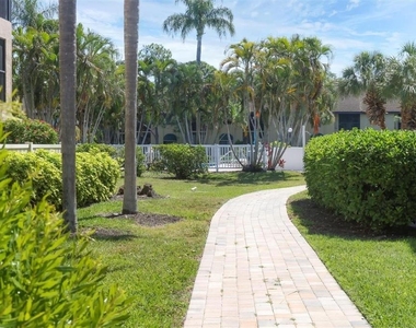 5737 Ashton Way - Photo Thumbnail 33