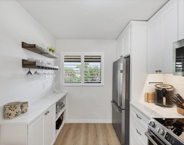 5737 Ashton Way - Photo Thumbnail 11