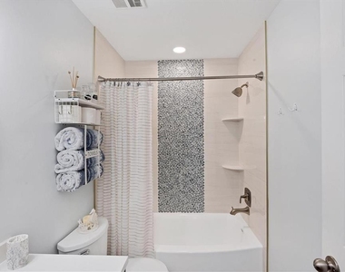 5737 Ashton Way - Photo Thumbnail 28