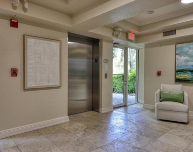 5122 Manorwood Drive - Photo Thumbnail 5