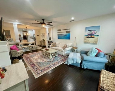 2703 10th Avenue W - Photo Thumbnail 5