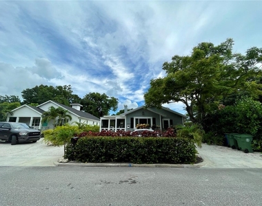 2703 10th Avenue W - Photo Thumbnail 1