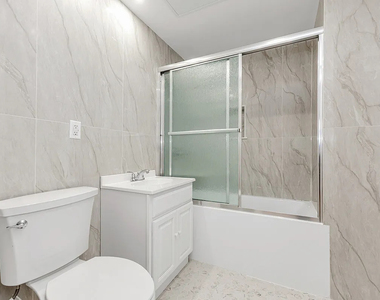 248 West 35th Street - Photo Thumbnail 7