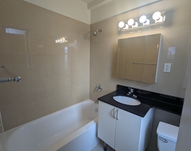 41 West 86th Street, New York, NY 10024 - Photo Thumbnail 3