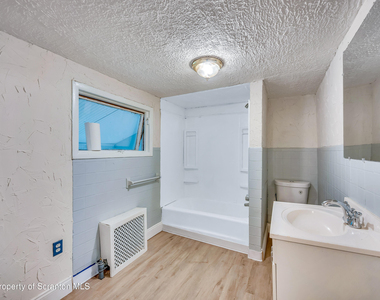 1020 Farber Court - Photo Thumbnail 10