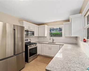 528 N Mohr Street - Photo Thumbnail 12