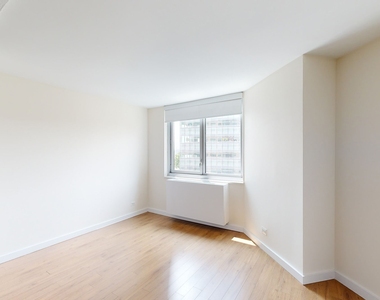 401 E 34th St - Photo Thumbnail 2