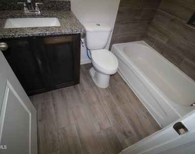 620 Adrian Arellano Street W - Photo Thumbnail 59