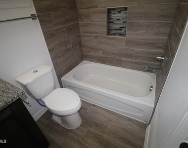 620 Adrian Arellano Street W - Photo Thumbnail 52