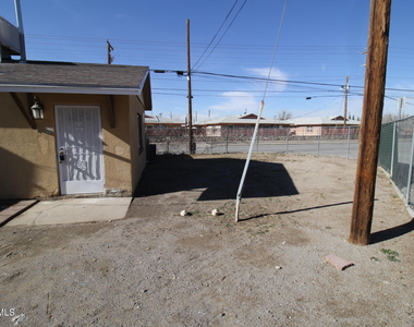 8903 Old County Road - Photo Thumbnail 22