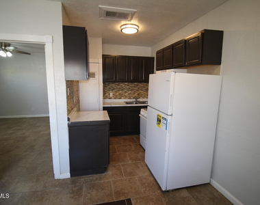 8903 Old County Road - Photo Thumbnail 3