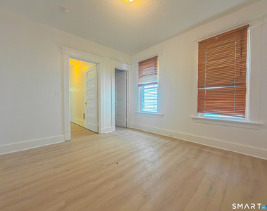 445 Dixwell Avenue - Photo Thumbnail 6