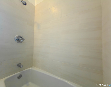 445 Dixwell Avenue - Photo Thumbnail 4