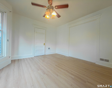 445 Dixwell Avenue - Photo Thumbnail 8