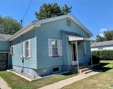 11 Miami Avenue - Photo Thumbnail 2