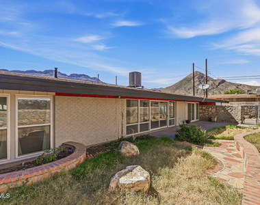 2801 Polk Avenue - Photo Thumbnail 33