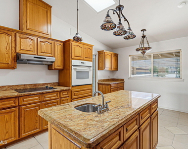 2801 Polk Avenue - Photo Thumbnail 7