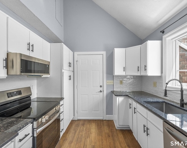 103 Birch Road - Photo Thumbnail 10