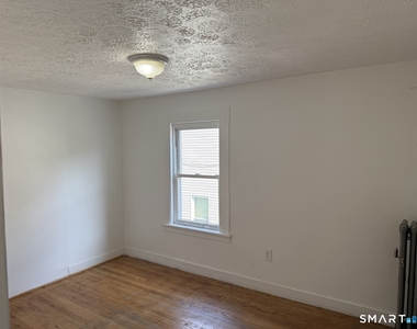 97 Bissell Street - Photo Thumbnail 10