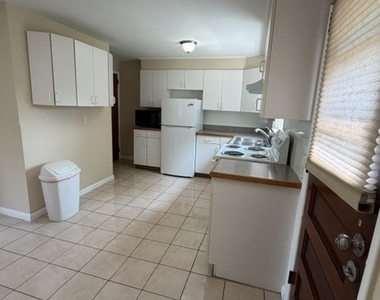 7 Eclipse Avenue - Photo Thumbnail 7
