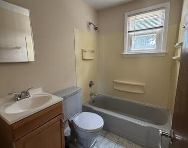 7 Eclipse Avenue - Photo Thumbnail 11