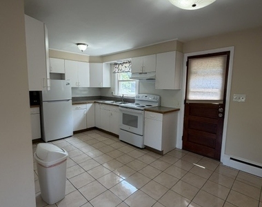 7 Eclipse Avenue - Photo Thumbnail 5