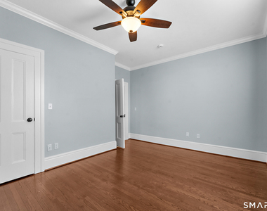 324 Main Street - Photo Thumbnail 9