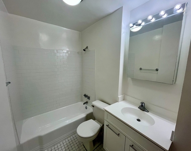 236 East 36th Street - Photo Thumbnail 2