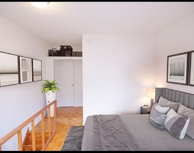 317 East 85th Street - Photo Thumbnail 4