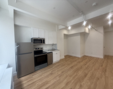248 West 35th Street - Photo Thumbnail 10