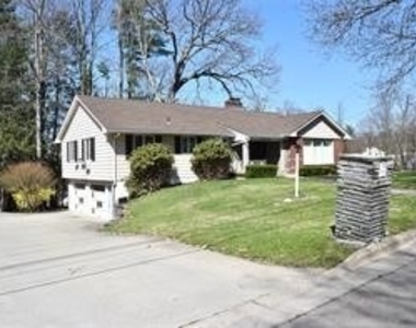 3213 Briarcliff Avenue - Photo Thumbnail 1