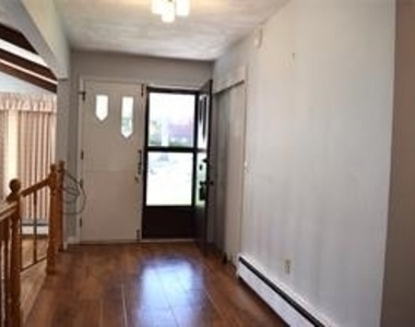 3213 Briarcliff Avenue - Photo Thumbnail 7