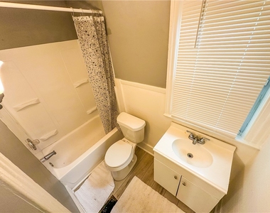 46 Peck Street - Photo Thumbnail 5
