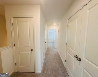 423 Towson Street - Photo Thumbnail 16