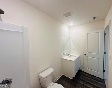 423 Towson Street - Photo Thumbnail 21