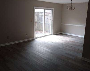 4500 Shannon Boulevard - Photo Thumbnail 3